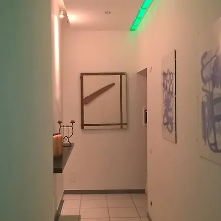 Room-a *