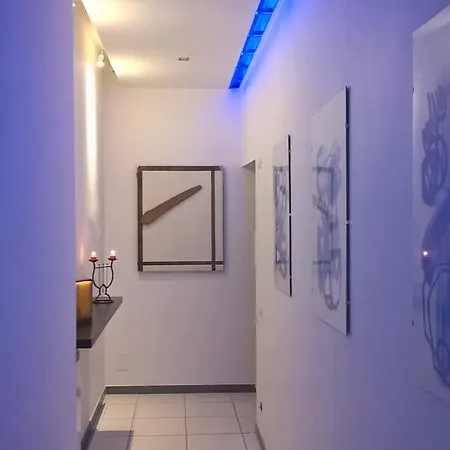 Room-a *