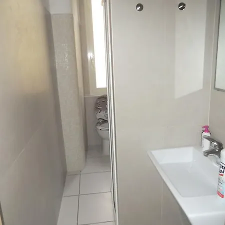 Room-a Apartment Rome